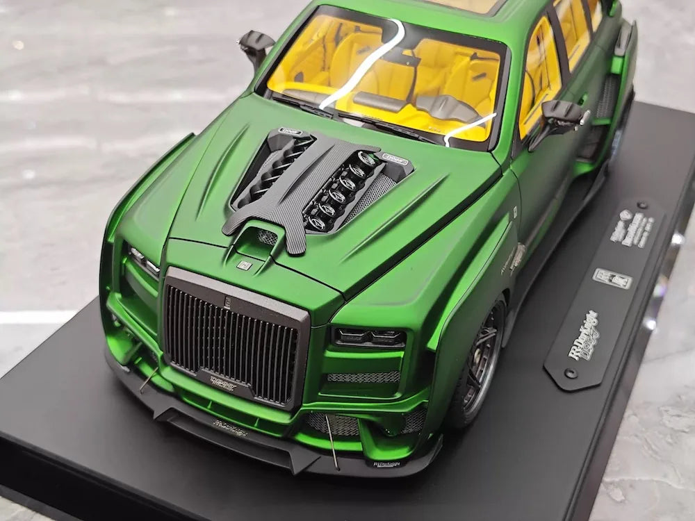 [DreamWalkers] 1:18 Rolls-Royce 2018 Cullinan Widebody Matte Green Model Car Resin