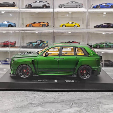 [DreamWalkers] 1:18 Rolls-Royce 2018 Cullinan Widebody Matte Green Model Car Resin
