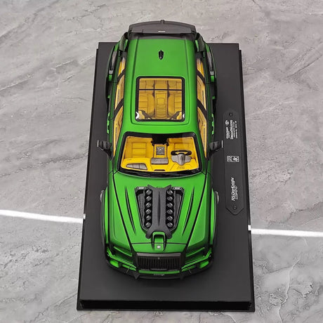 [DreamWalkers] 1:18 Rolls-Royce 2018 Cullinan Widebody Matte Green Model Car Resin