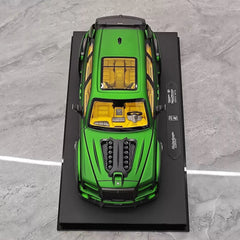 [DreamWalkers] 1:18 Rolls-Royce 2018 Cullinan Widebody Matte Green Model Car Resin