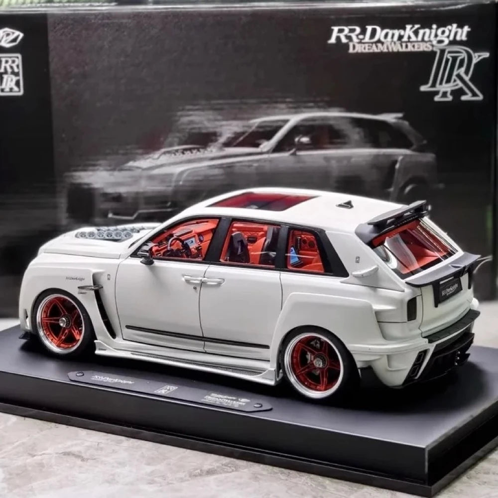 [DreamWalkers] 1:18 Rolls-Royce 2018 Cullinan Widebody Matte White Model Car Resin