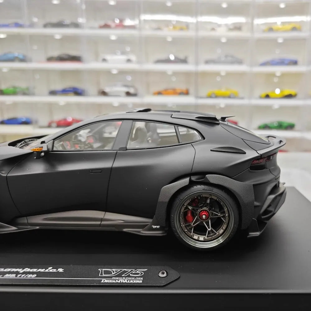 [DreamWalkers] 1:18 Ferrari 2024 Purosangue Mansory opaco nero modellino di auto resina