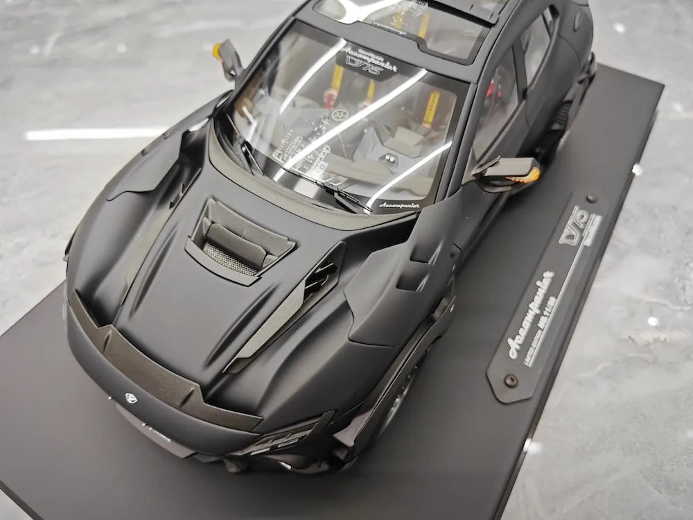 [DreamWalkers] 1:18 Ferrari 2024 Purosangue Mansory opaco nero modellino di auto resina