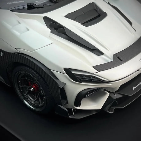 [DreamWalkers] 1:18 Ferrari 2024 Purosangue Mansory Matte White Model Car Resin