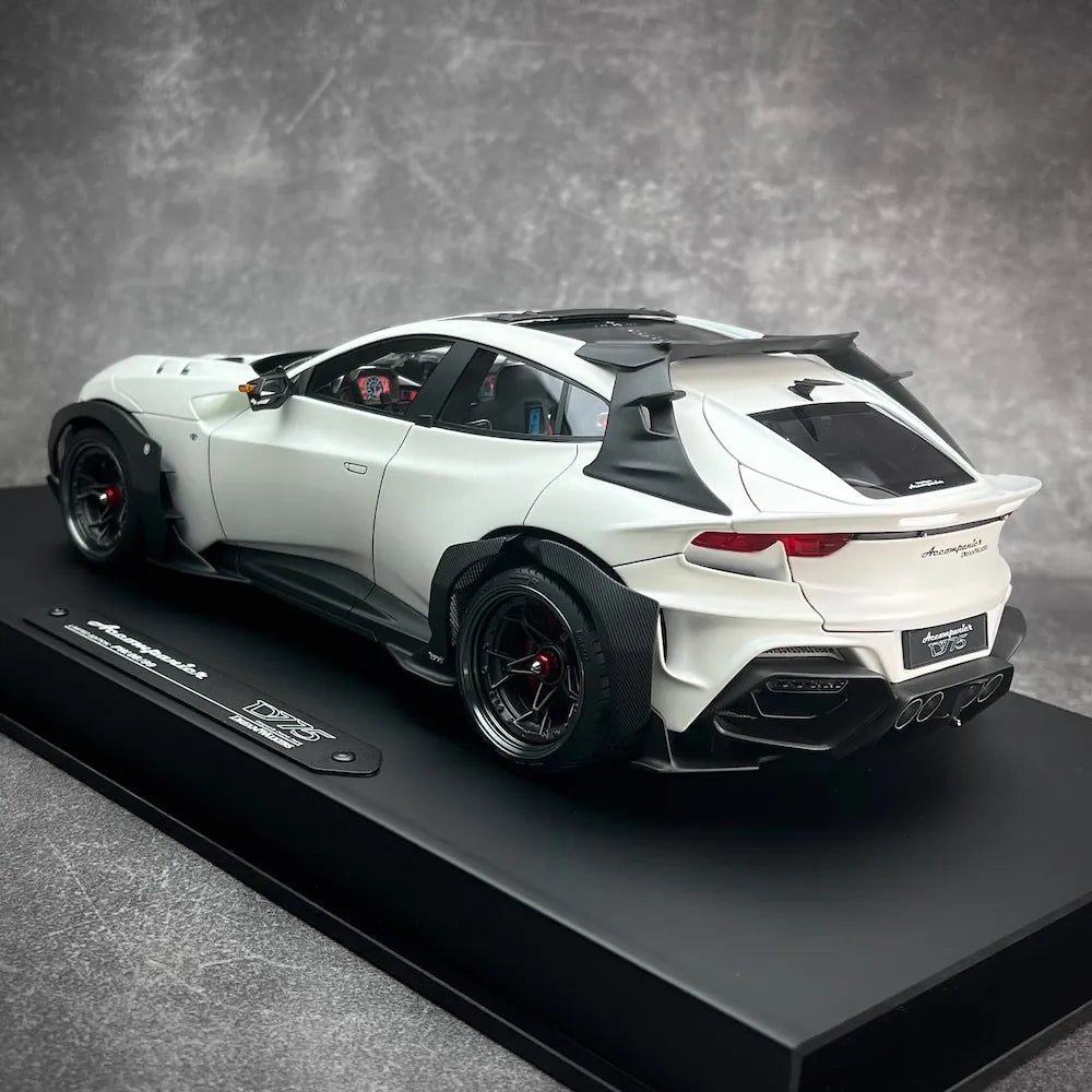 [DreamWalkers] 1:18 Ferrari 2024 Purosangue Mansory Matte White Model Car Resin