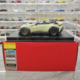 [DreamWalkers] 1:18 Ferrari 2024 Purosangue Mansory Off White Model Car Resin