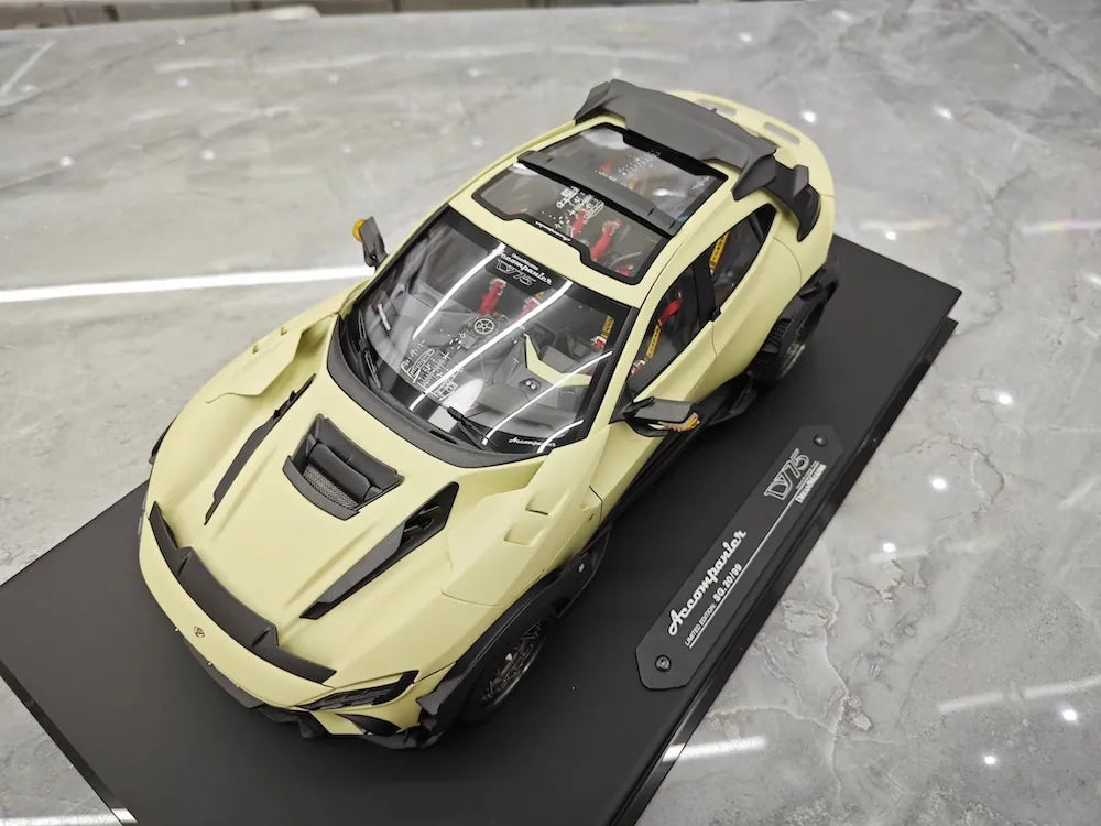 [DreamWalkers] 1:18 Ferrari 2024 Purosangue Mansory Off White Model Car Resin
