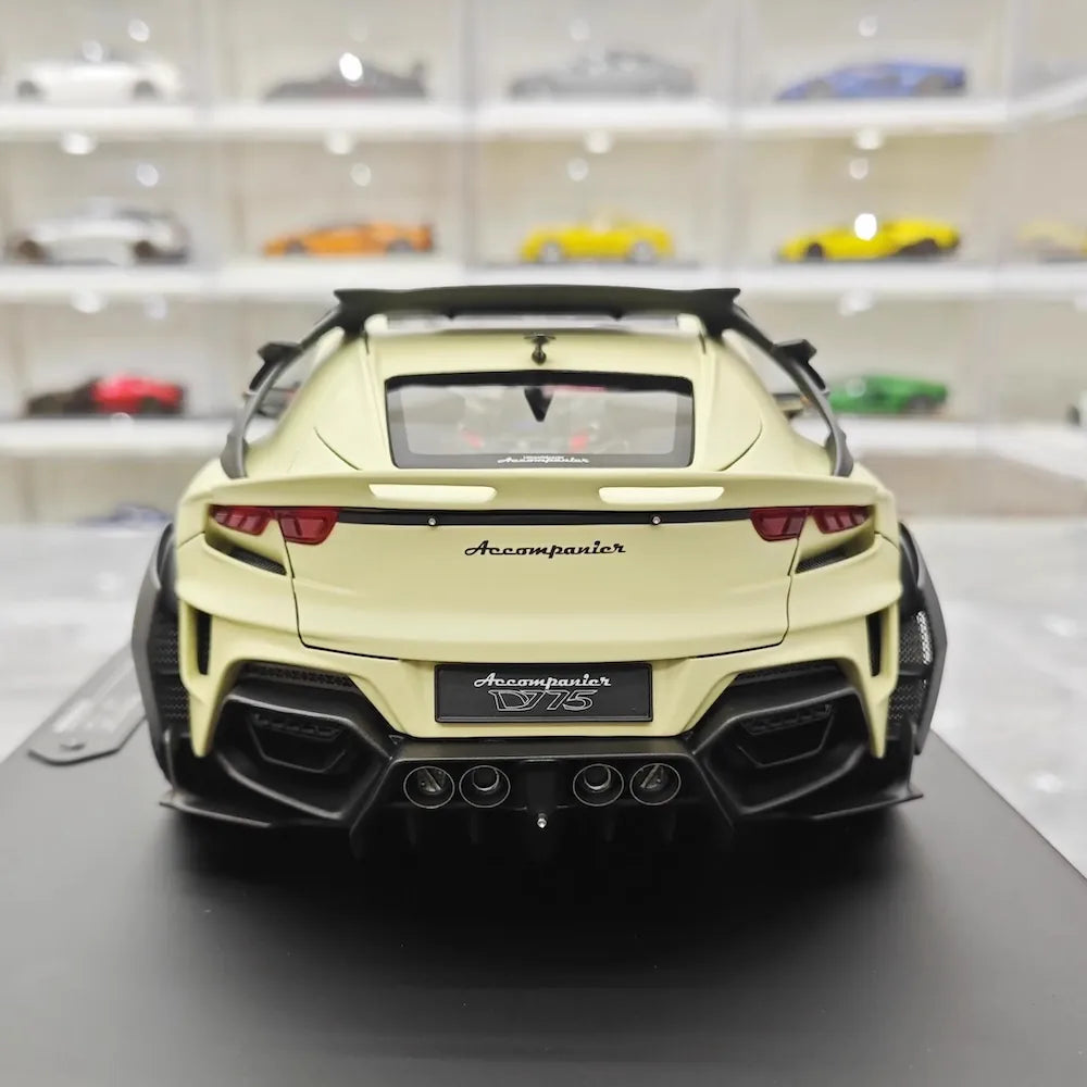 [DreamWalkers] 1:18 Ferrari 2024 Purosangue Mansory Off bianco modellino di auto resina