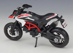 1:18 Ducati 2013 Hypermotard SP Motorcycle Model