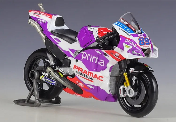 1:18 Ducati 2022 Pramac Desmosedici GP Motorcycle Model