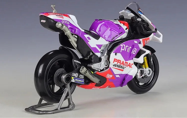 1:18 Ducati 2022 Pramac Desmosedici GP Motorcycle Model