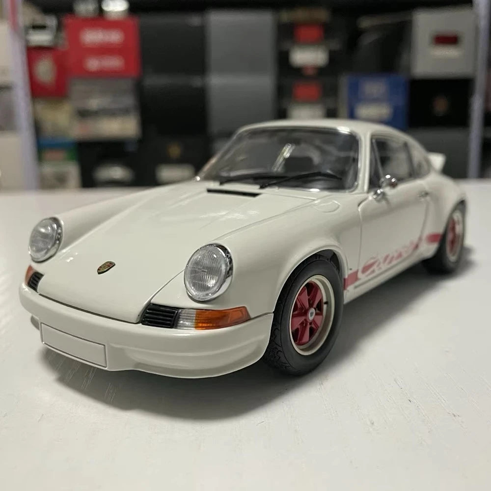 [EBBRO] 1:24 Porsche 1973 911 Carrera RS White Model Car Die-Cast
