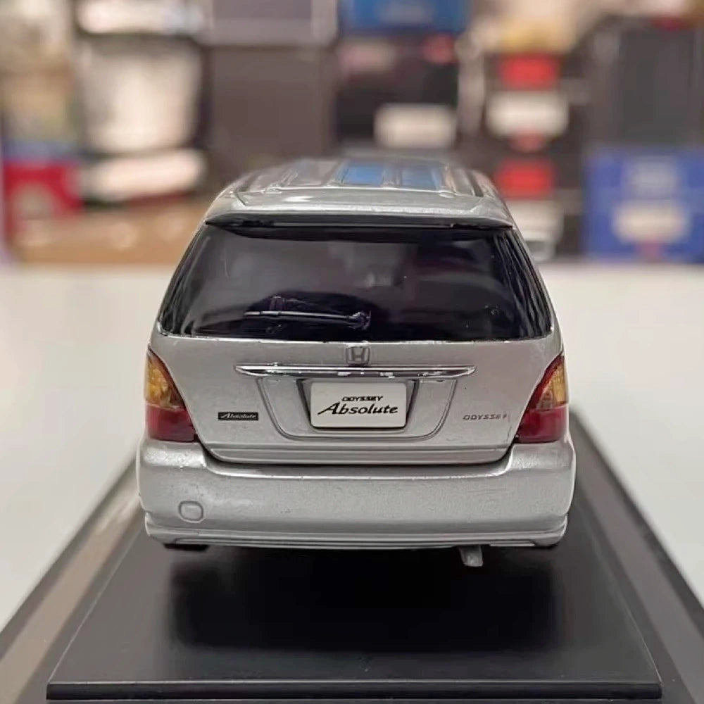 [EBBRO] 1:43 Honda 2000 Odyssey Absolute RA6 Silver Model Car Die-Cast