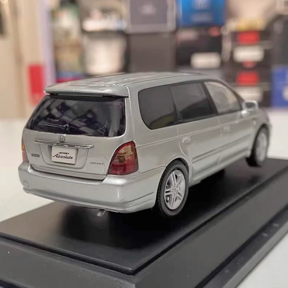 [EBBRO] 1:43 Honda 2000 Odyssey Absolute RA6 Silver Model Car Die-Cast