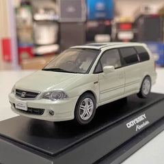 [EBBRO] 1:43 Honda 2000 Odyssey Absolute RA6 White Model Car Die-Cast