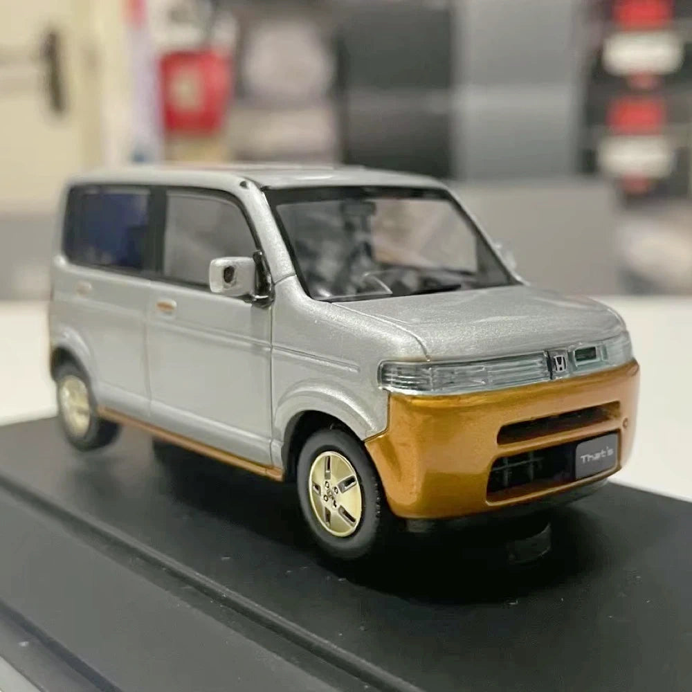 [EBBRO] 1:43 Honda 2002 That's Silver Model Car Die-Cast