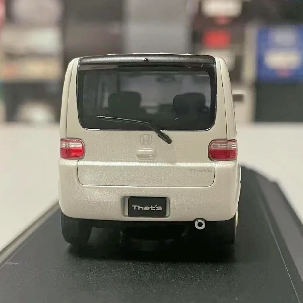 [EBBRO] 1:43 Honda 2002 That's White Model Car Die-Cast