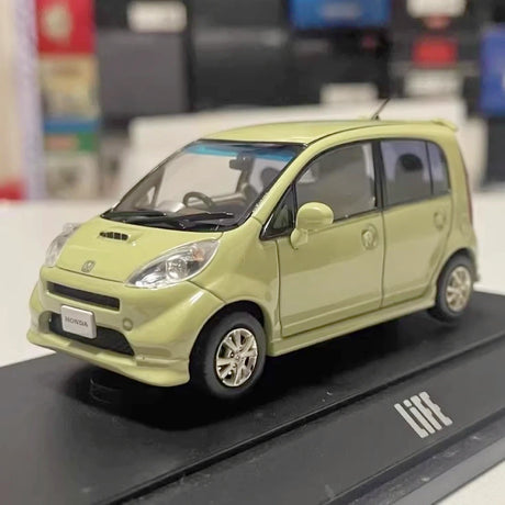 [EBBRO] 1:43 Honda 2003 Life Storm Green Model Car Die-Cast