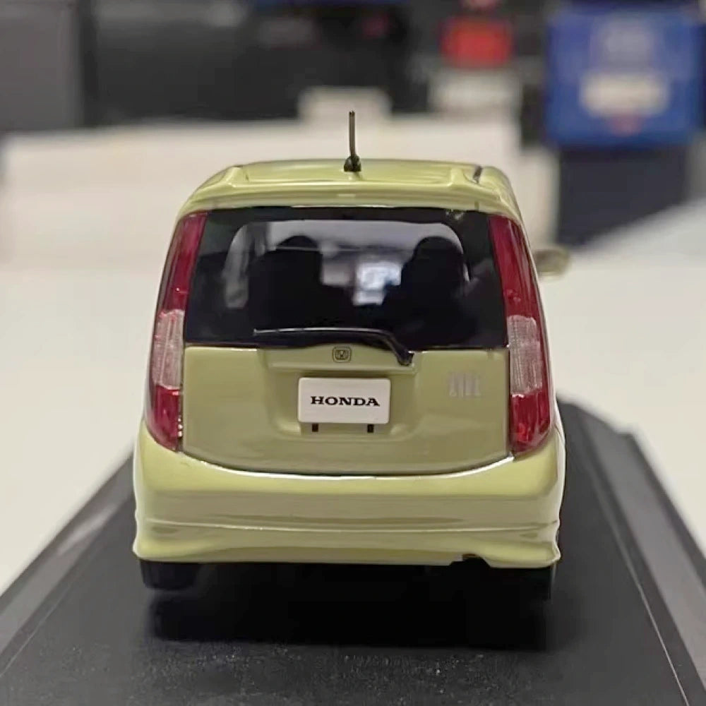 [EBBRO] 1:43 Honda 2003 Life Storm グリーン モデルカー Die-Cast
