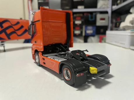 [Eligor] 1:43 Mercedes-Benz 2018 Actros Model Car Die-Cast