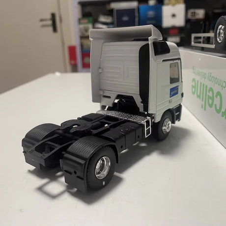 [Eligor] 1:43 Mercedes-Benz 1996 Actros Geopost White Model Car Die-Cast