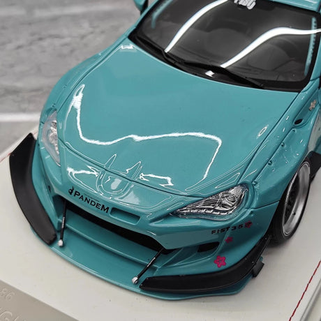 [Engup] 1:18 Toyota 2012 86 Pandem blauw modelauto Hars