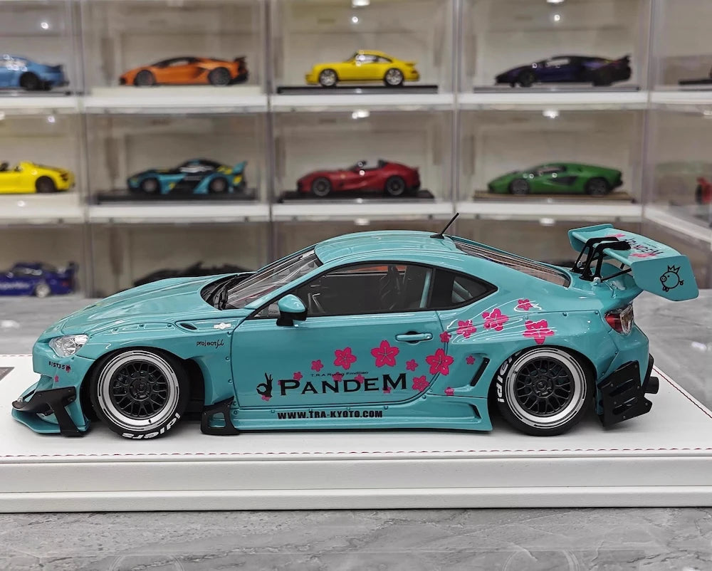 [Engup] 1:18 Toyota 2012 86 Pandem blu modellino di auto resina