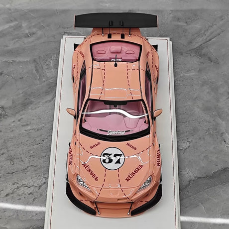 [Engup] 1:18 Toyota 2012 86 Pandem roze Pig modelauto Hars