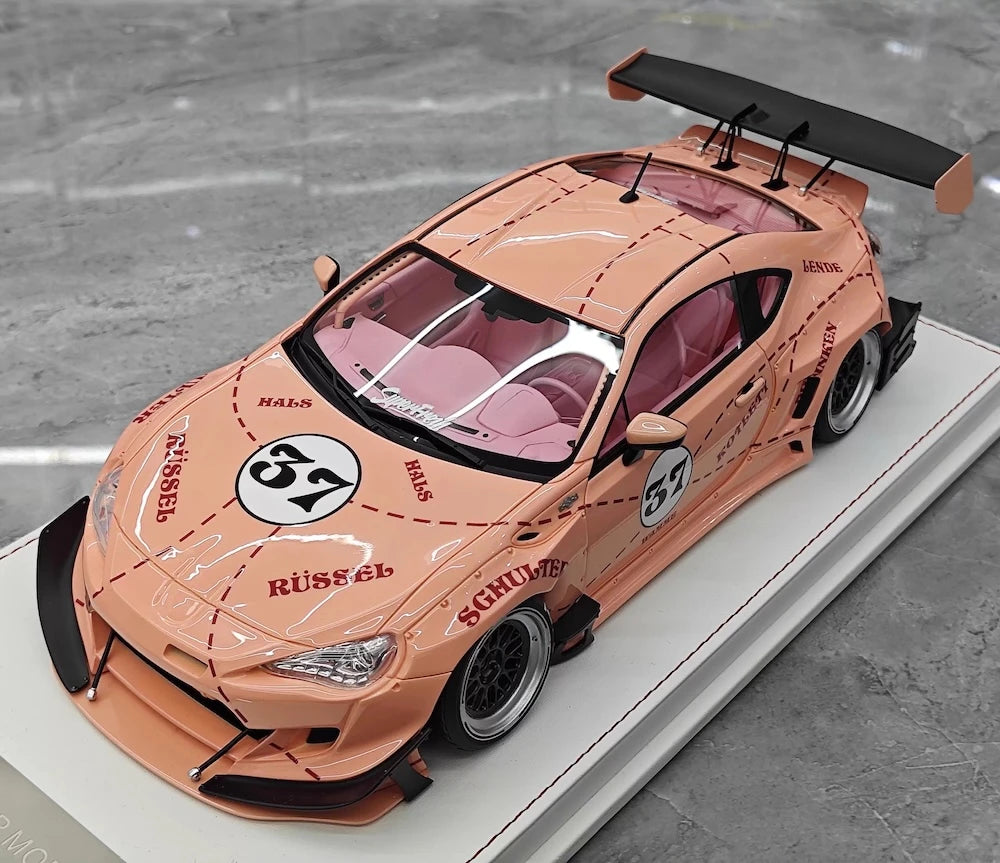 [Engup] 1:18 Toyota 2012 86 Pandem Pink Pig Model Car Resin