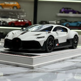 F.C Model Bugatti 2019 Divo White 1:18 – Keräilyhartsimalli