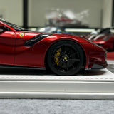 F.C Malli Ferrari 2015 F12tdf Metalli Punainen Musta Valkoinen Raita 1:18 – Keräilyhartsimalli Hartsi