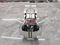 1:18 Ferrari 1987 F40 White Die Cast Model Car