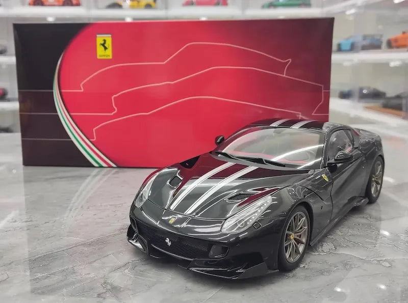 1:18 Ferrari 2015 F12 TDF Tour de France Black Die Cast Model Car