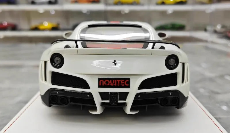 1:18 Ferrari 2016 F12 N-Largo S Die Cast Model Car