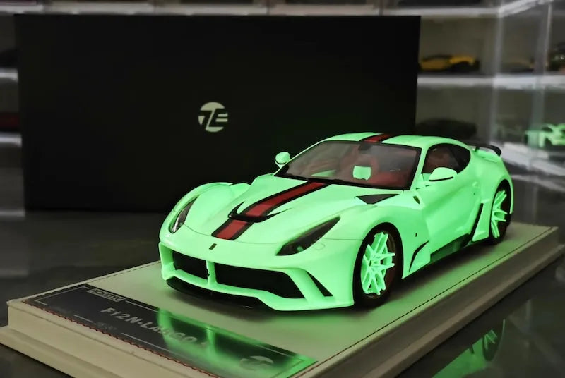1:18 Ferrari 2016 F12 N-Largo S Die Cast Model Car