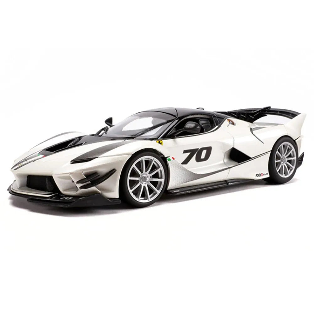 1:18 Ferrari 2017 FXX K EVO Die Cast Model Car
