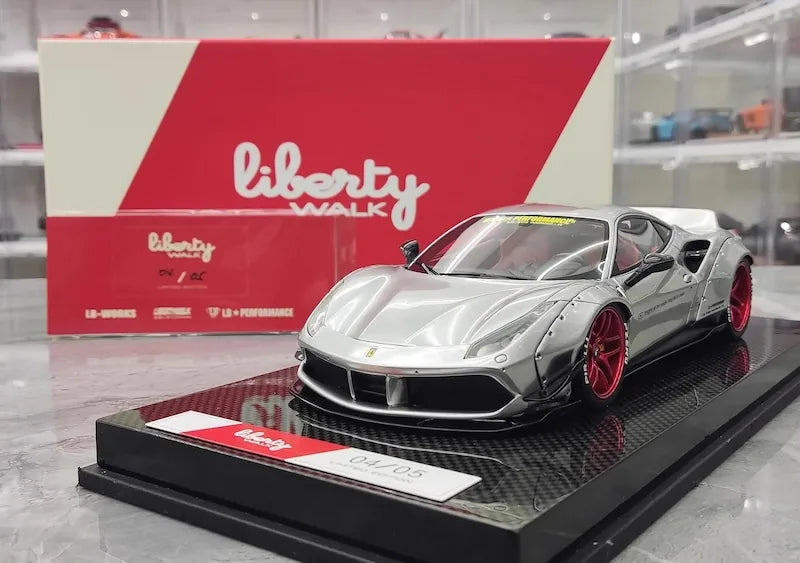 1:18 Ferrari 2018 488 LBWK Die Cast Model Car