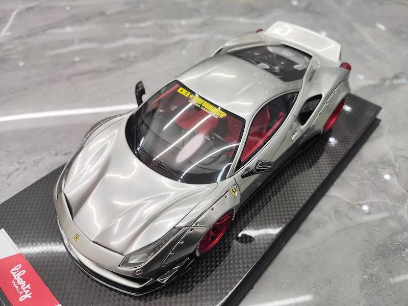 1:18 Ferrari 2018 488 LBWK Die Cast Model Car