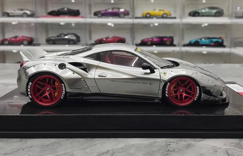1:18 Ferrari 2018 488 LBWK Die Cast Model Car