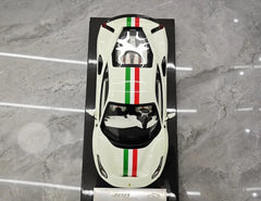 1:18 Ferrari 2018 488 Pista Luminous Die Cast Model Car