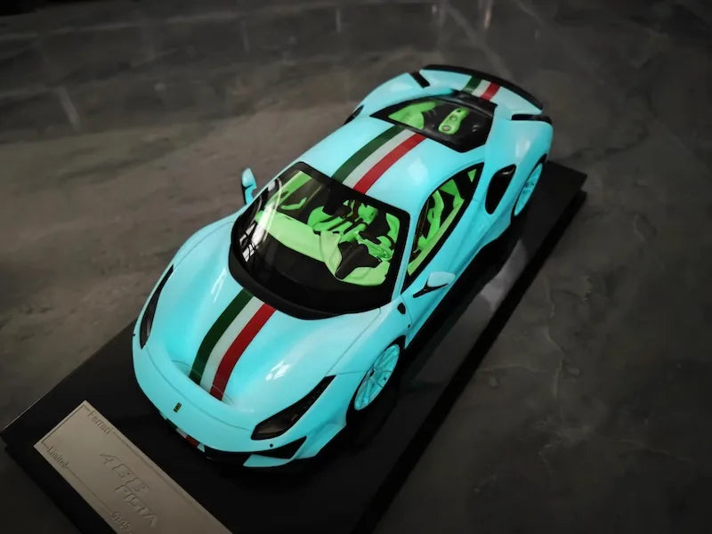 1:18 Ferrari 2018 488 Pista Luminous Die Cast Model Car