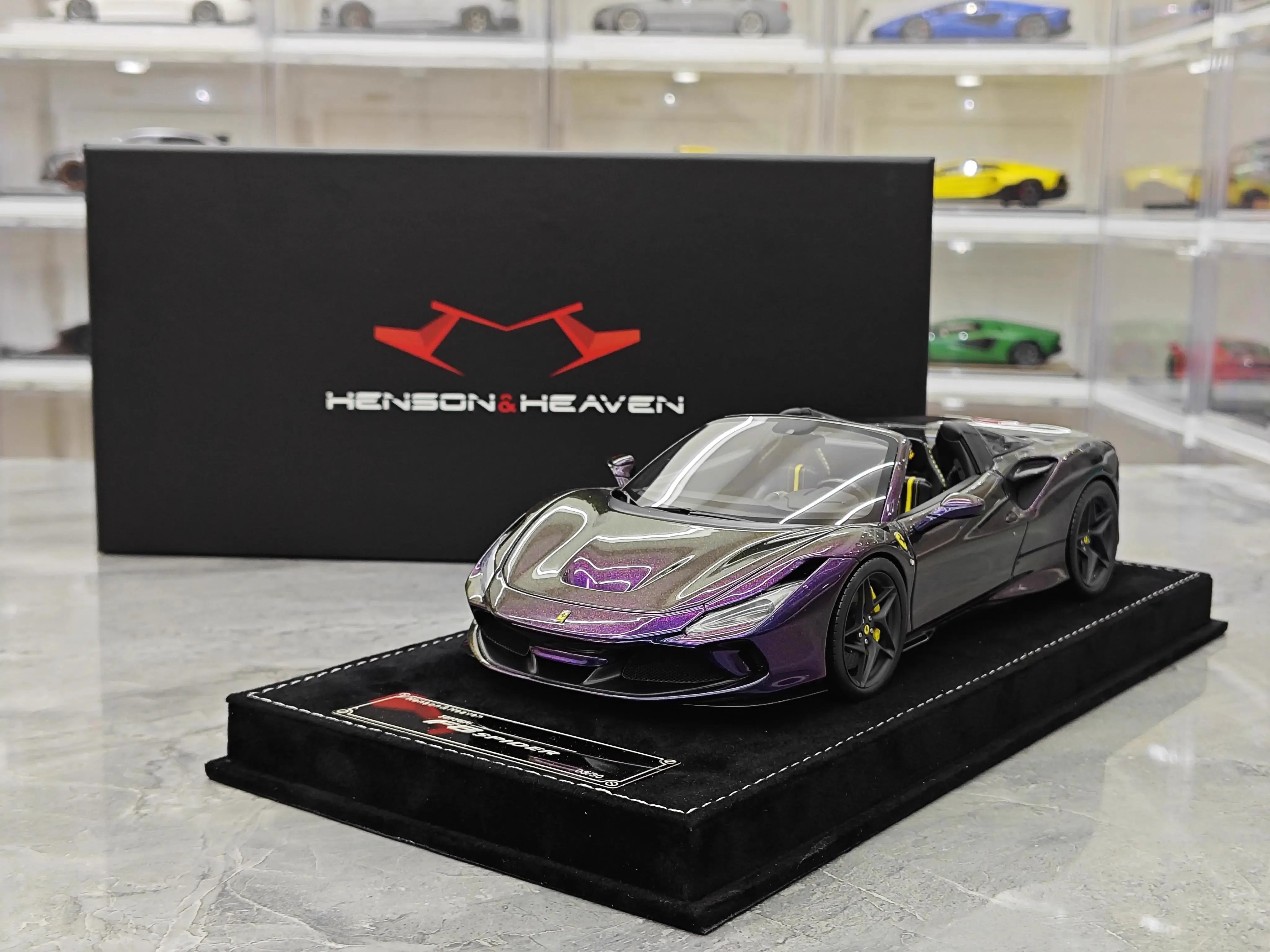 1:18 Ferrari 2019 F8 Spider Die Cast Model Car