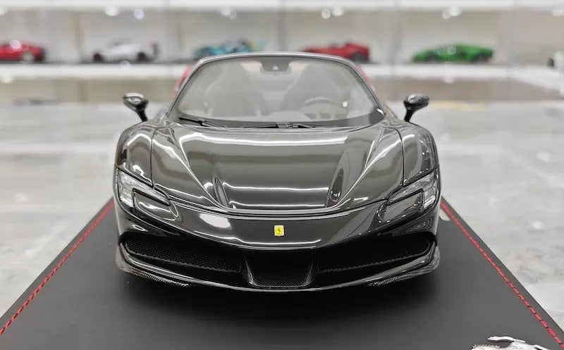 1:18 Ferrari 2020 SF90 Spider Die Cast Model Car