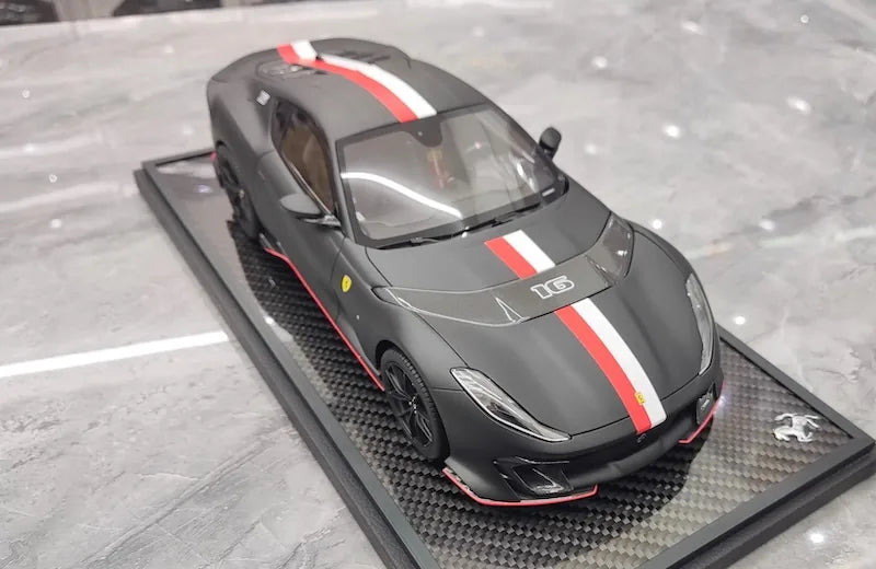 1:18 Ferrari 2021 812 Competizione Die Cast Model Car