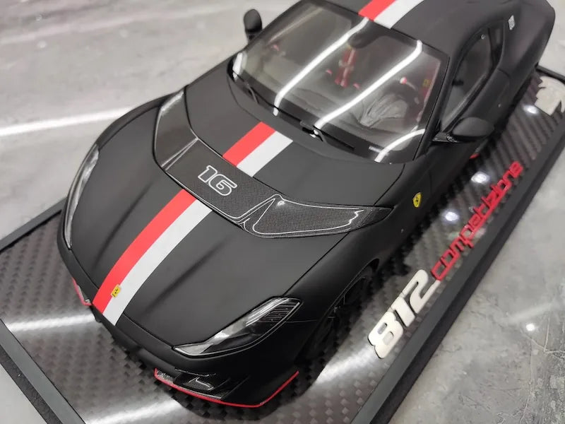 1:18 Ferrari 2021 812 Competizione Die Cast Model Car