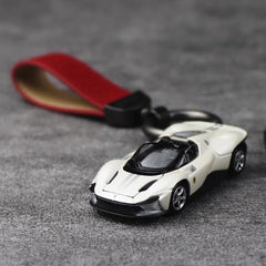 Ferrari Daytona SP3 ホワイト Keychain 1:64 モデルカー Keychain