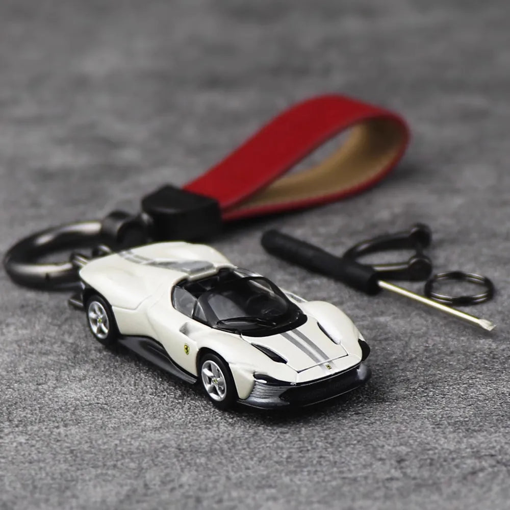 Ferrari Daytona SP3 ホワイト Keychain 1:64 モデルカー Keychain