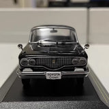 [First] 1:43 Toyota 1962 Toyopet Crown svart modellbil Die-Cast