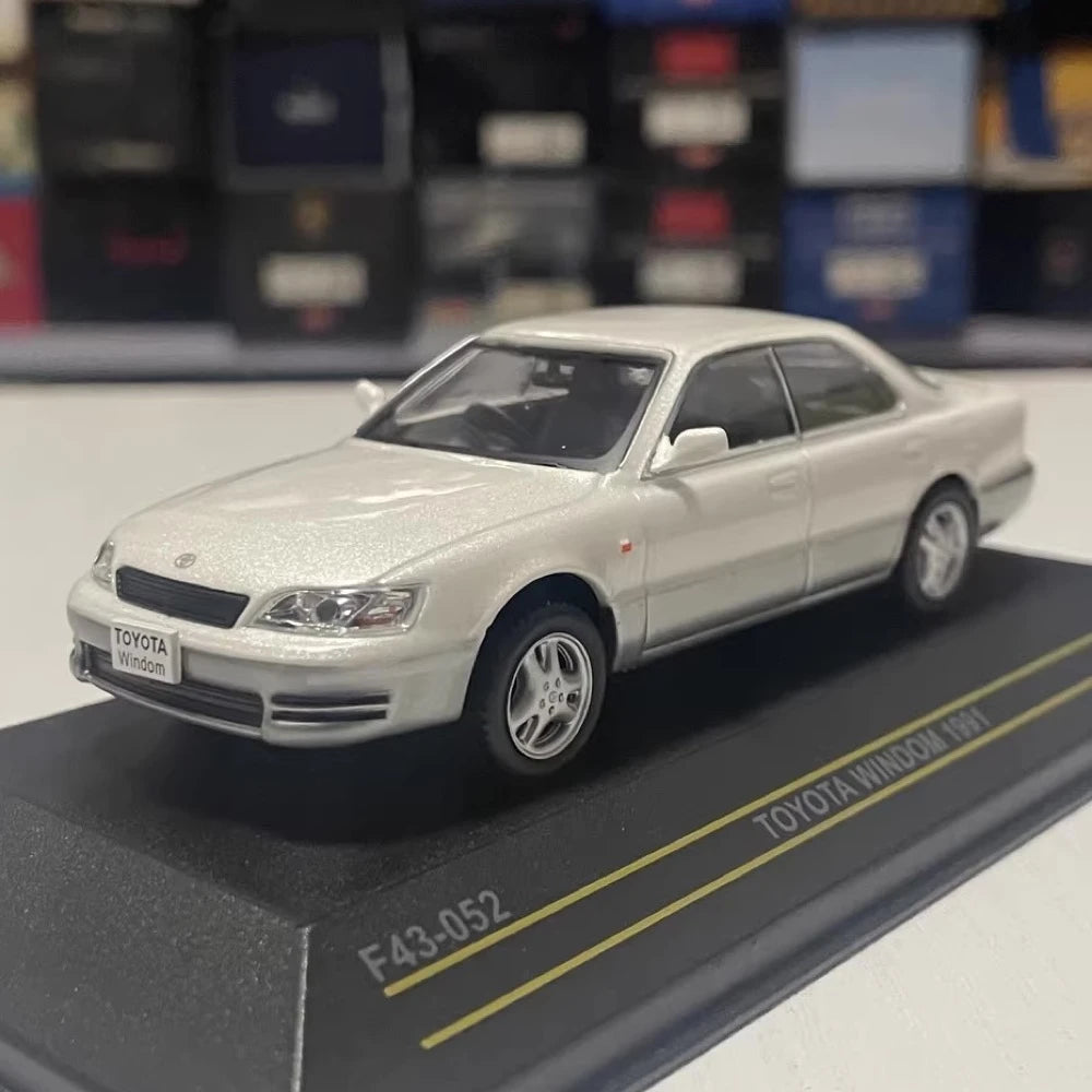 [First] 1:43 Toyota 1991 Windom VCV10 White Model Car Die-Cast