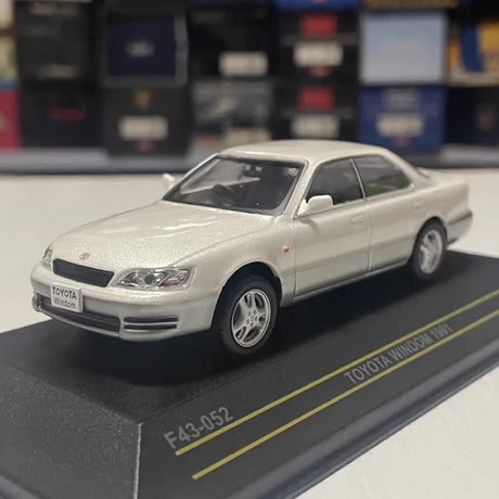 [First] 1:43 Toyota 1991 Windom VCV10 White Model Car Die-Cast